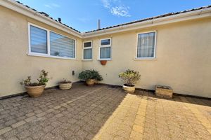 Central Courtyard- click for photo gallery